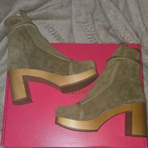 New Swedish Hasbeens Jodhpur Boots in Tobacco Suede